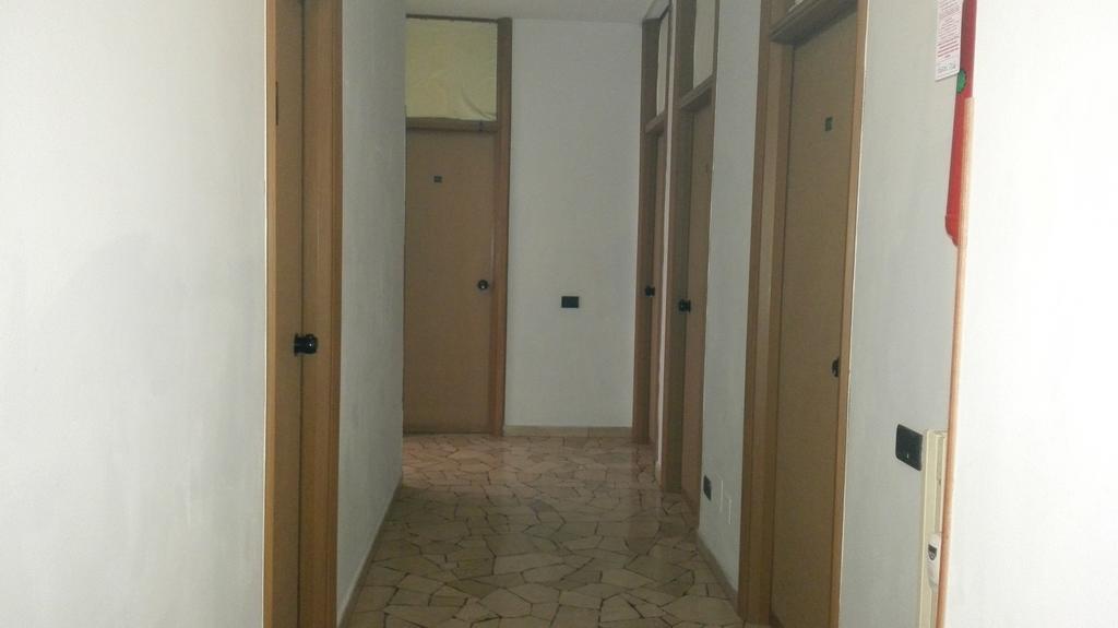 Hotel Mira Varese Bagian luar foto