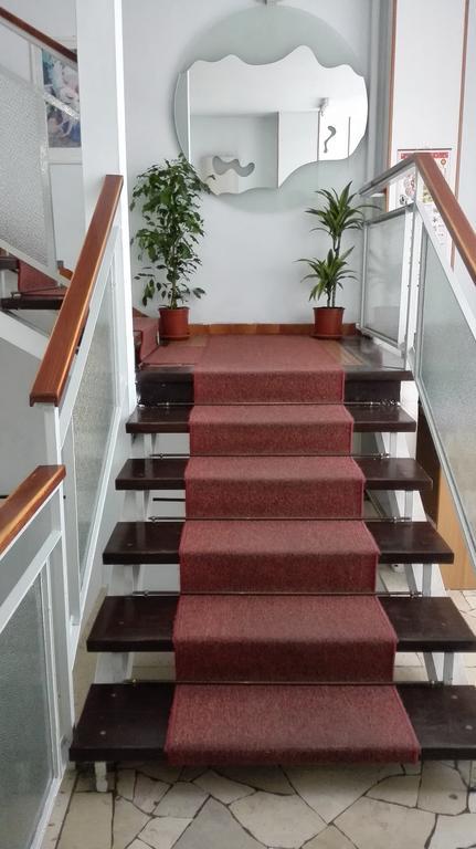 Hotel Mira Varese Bagian luar foto