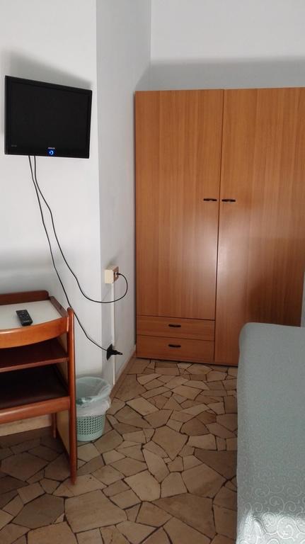Hotel Mira Varese Bagian luar foto