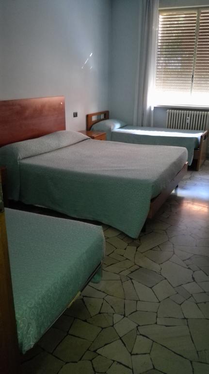 Hotel Mira Varese Ruang foto